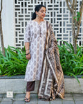 Women’s Cotton Three-Piece Set with Round Neck & V-Pattern