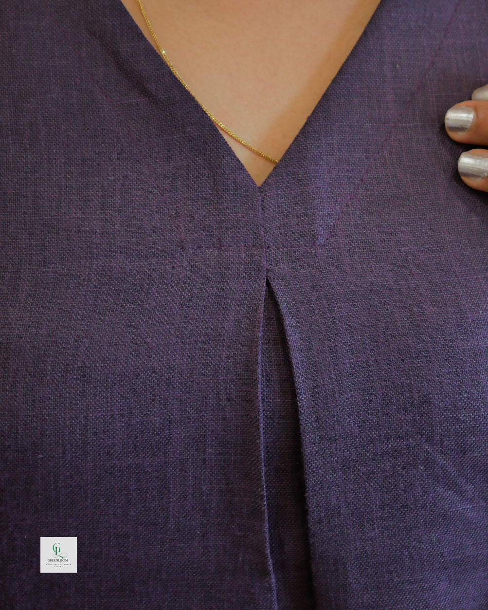 Semi Linen Co-Ord Set with Box Pleated V-Neck & Straight Pant