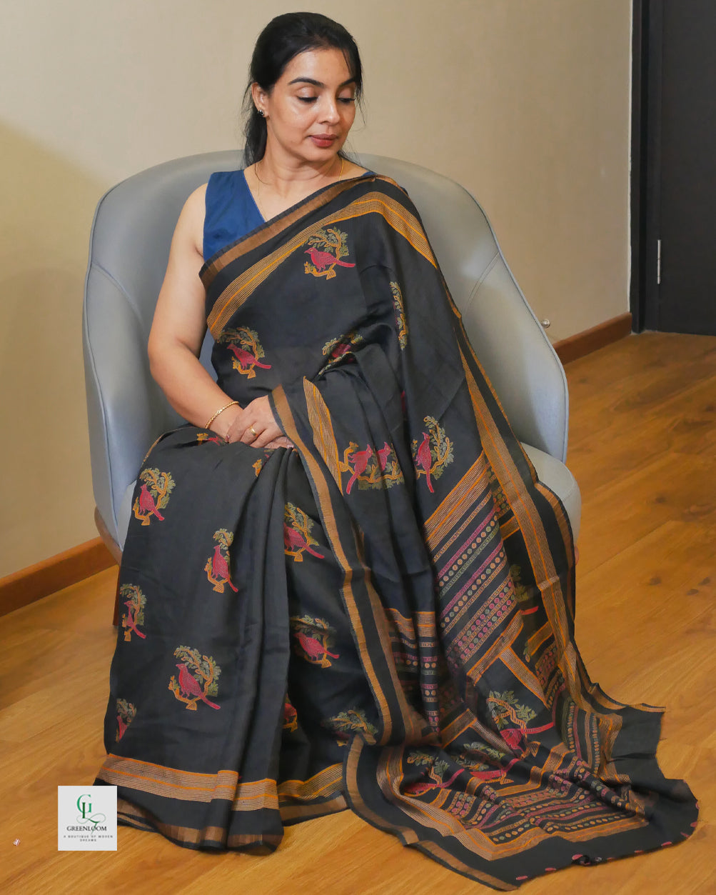 Cotton Silk Crush Pattern Saree with Bird & Leaf Print | With Matching Blouse