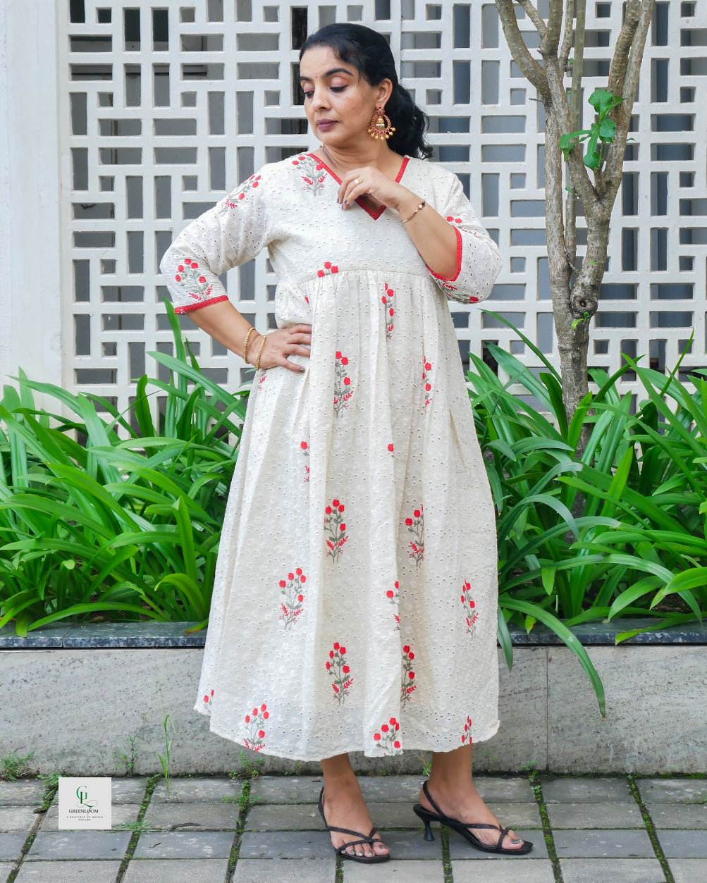 Cotton Hakoba A-Line Top with Floral Thread Embroidery