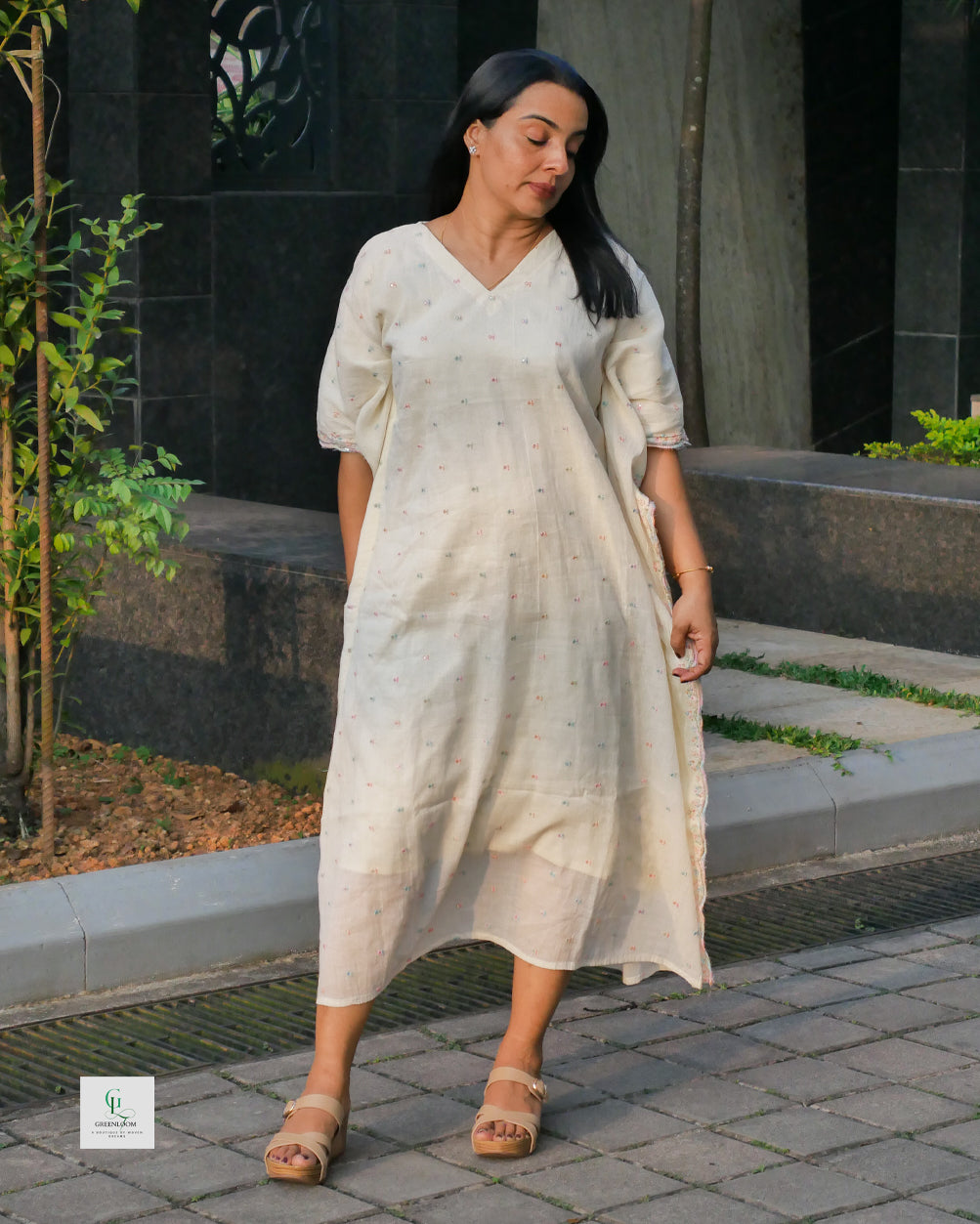Women’s Mul Cotton Kaftan with Multicolor Thread Embroidery