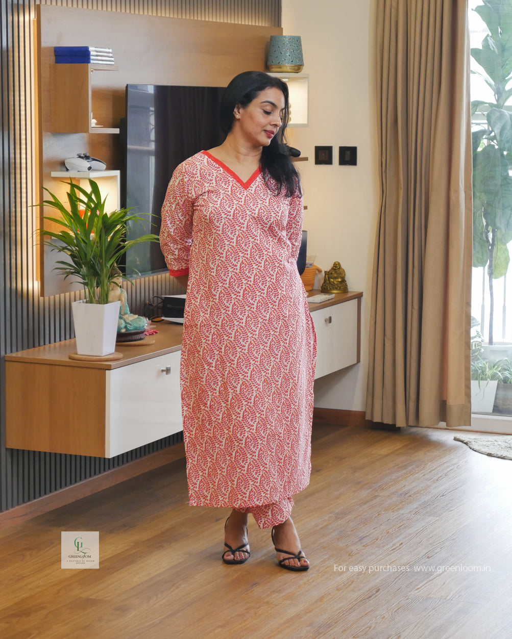 Women’s Cotton Printed Cord Set – Slitted Pattern with Neck & Sleeve Lace Detailing, 46” Top with 37” Bottom | Size M(38)