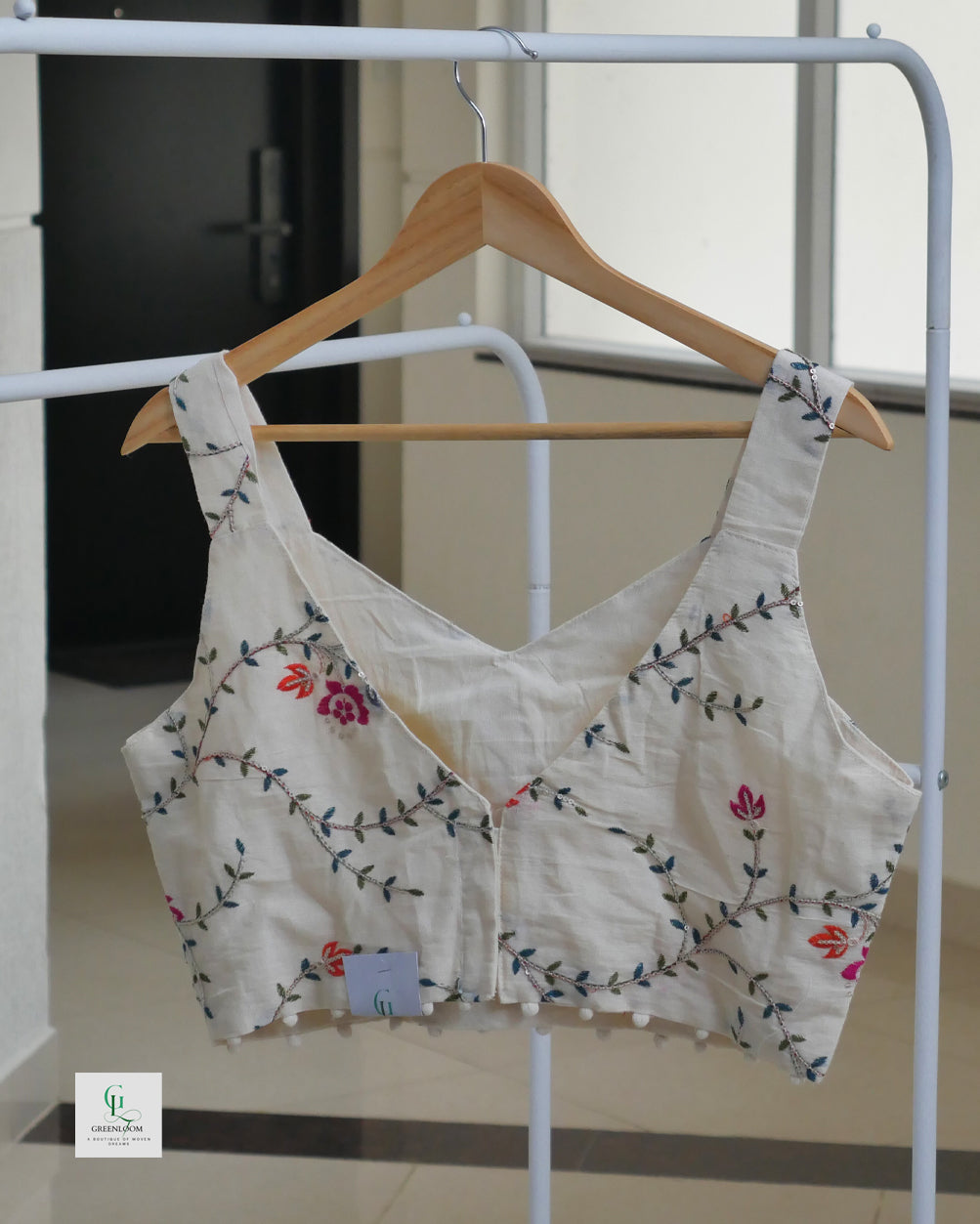 Women’s Cotton Readymade Blouse – Sleeveless,Alterable Size 38 (34–42 Fit)