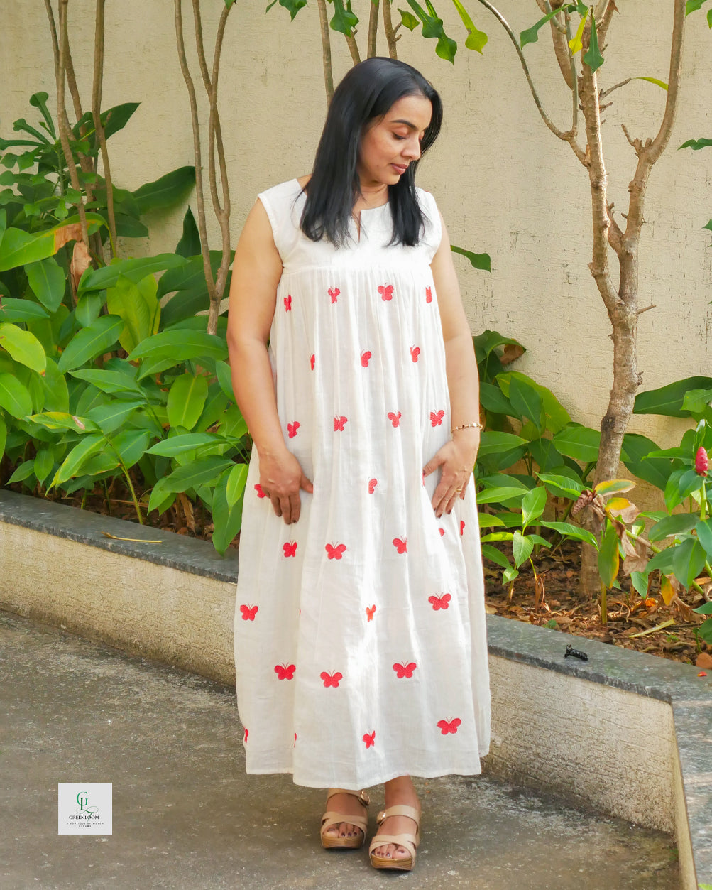 Women’s Sleeveless-Style Frock with Attached Sleeves