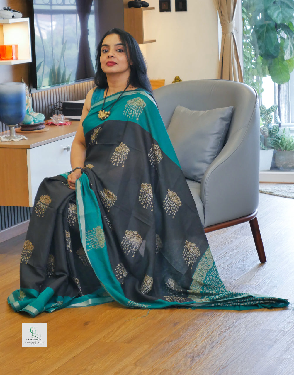 Black & Green Cotton Silk Saree with Blouse Piece | Elegant Festive & Office Wear
