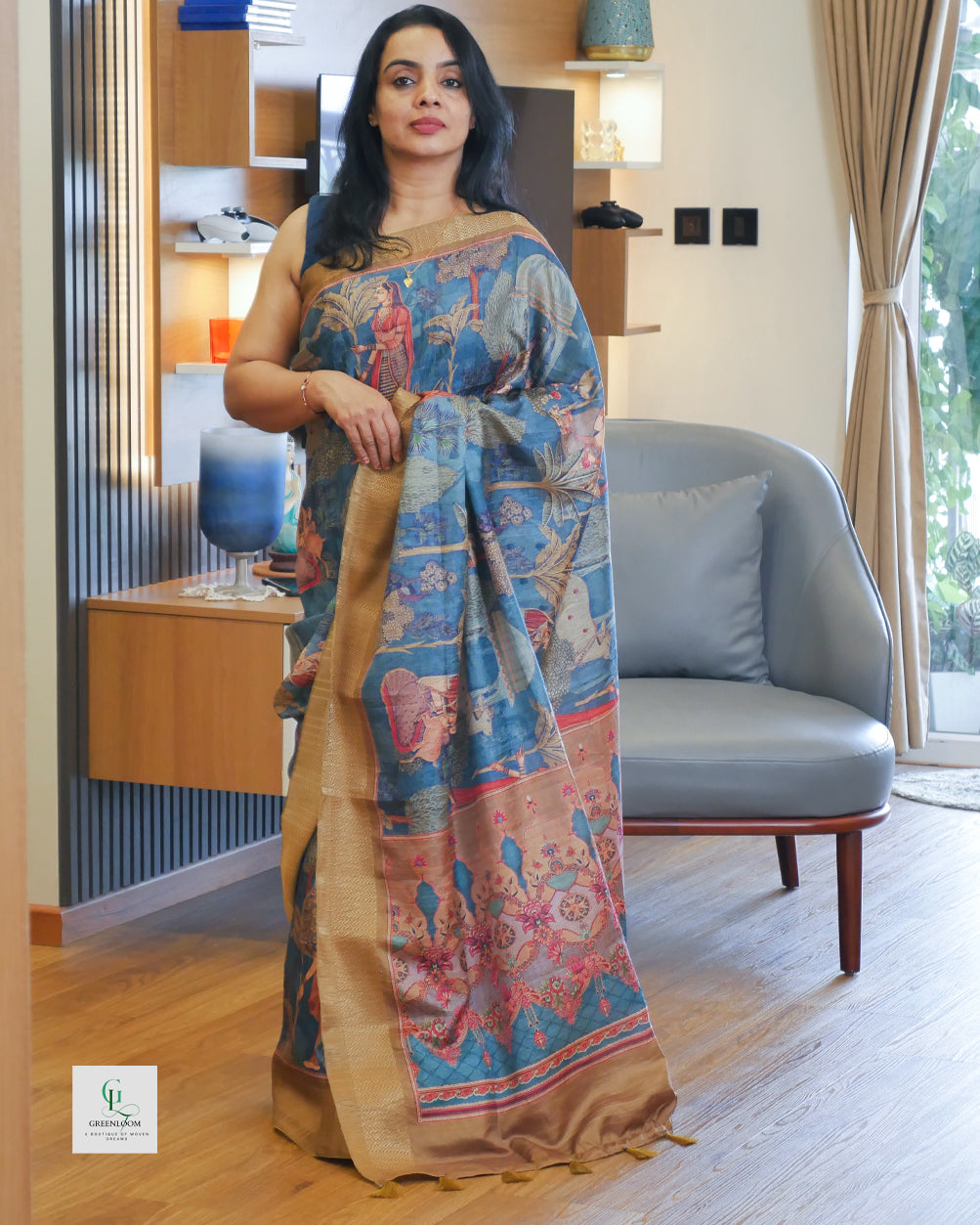 Elegant Crushed Organza Saree with Mughal Prints
