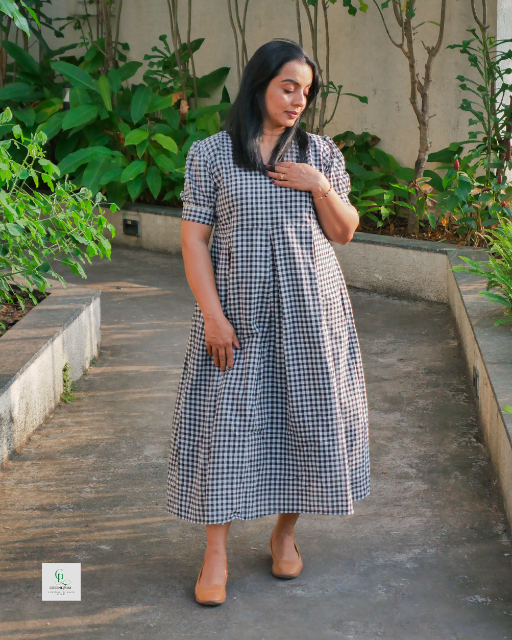 Women’s Cotton Check Pattern Frock with V-Neck Lace Detailing