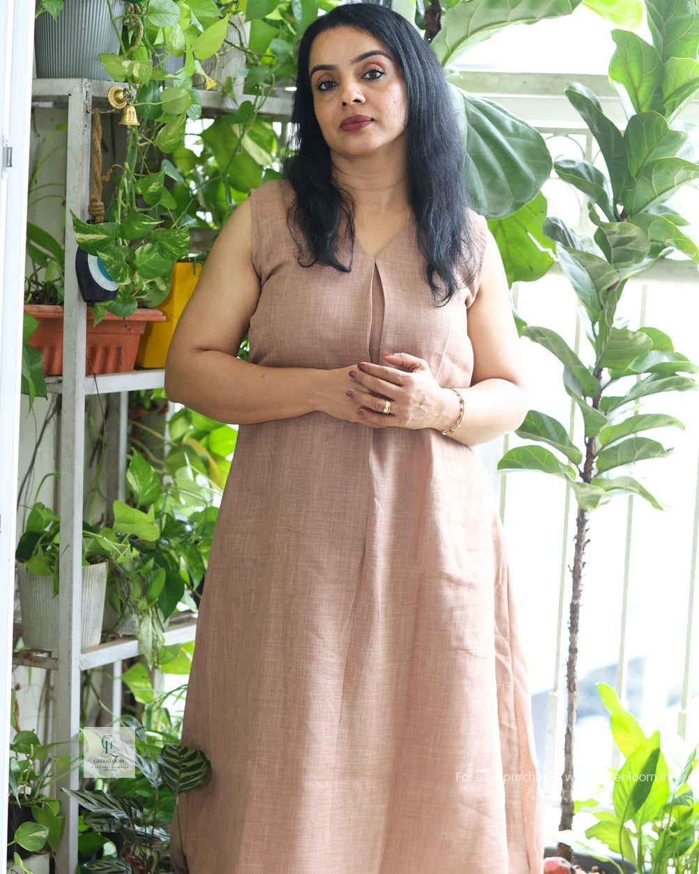 Elegant Semi Linen Kurti featuring attached sleeves, a soft inner lining, and a practical side pocket. Designed for comfort and everyday elegance.